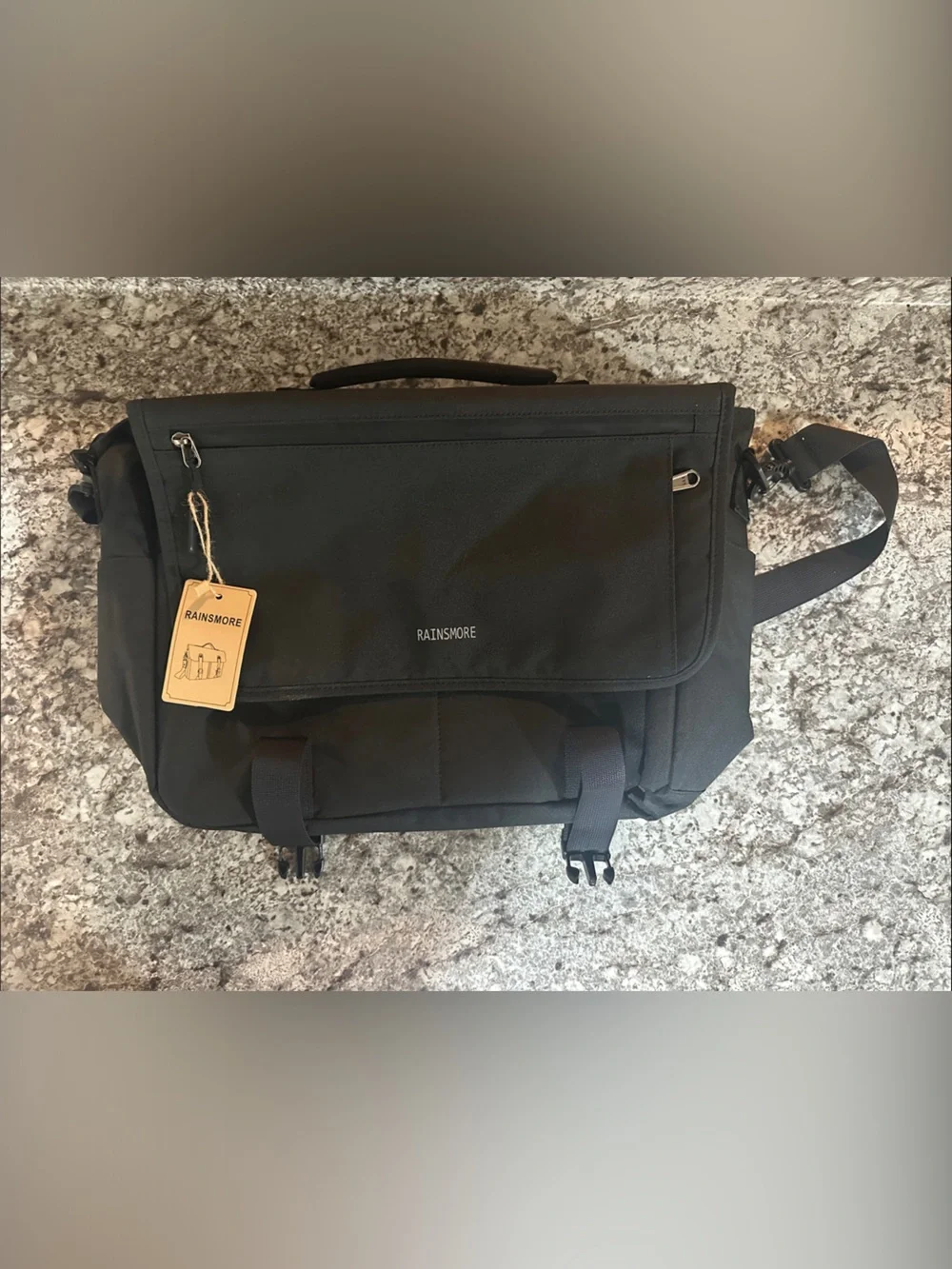 Rainsmore laptop bag